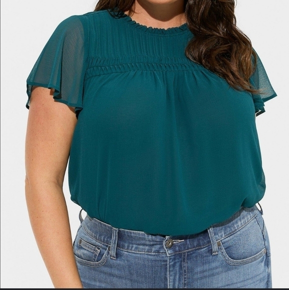 torrid Tops - Torrid Smocked Pintuck Flutter Short Sleeve Blouse size 5